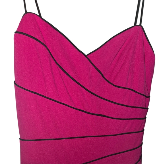 Elegant Pink Spaghetti Strap Formal Dress, Size 7, Sweetheart Neckline - Picture 3 of 6